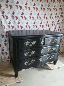 commode-noire-drome