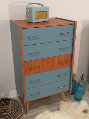 Commode vintage en finition mixte