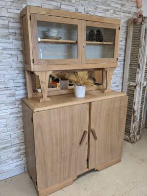 Buffet vintage en finition naturelle blanchi leger